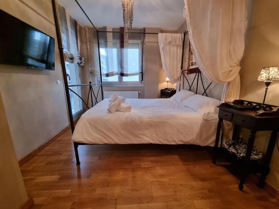 25a01 Duplex Con Jardin Y Garaje Luanco