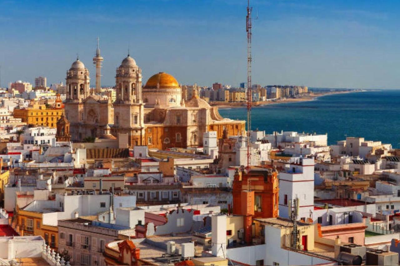 Apartamento Romantica Vista Al Paseo Maritimo De Cádiz