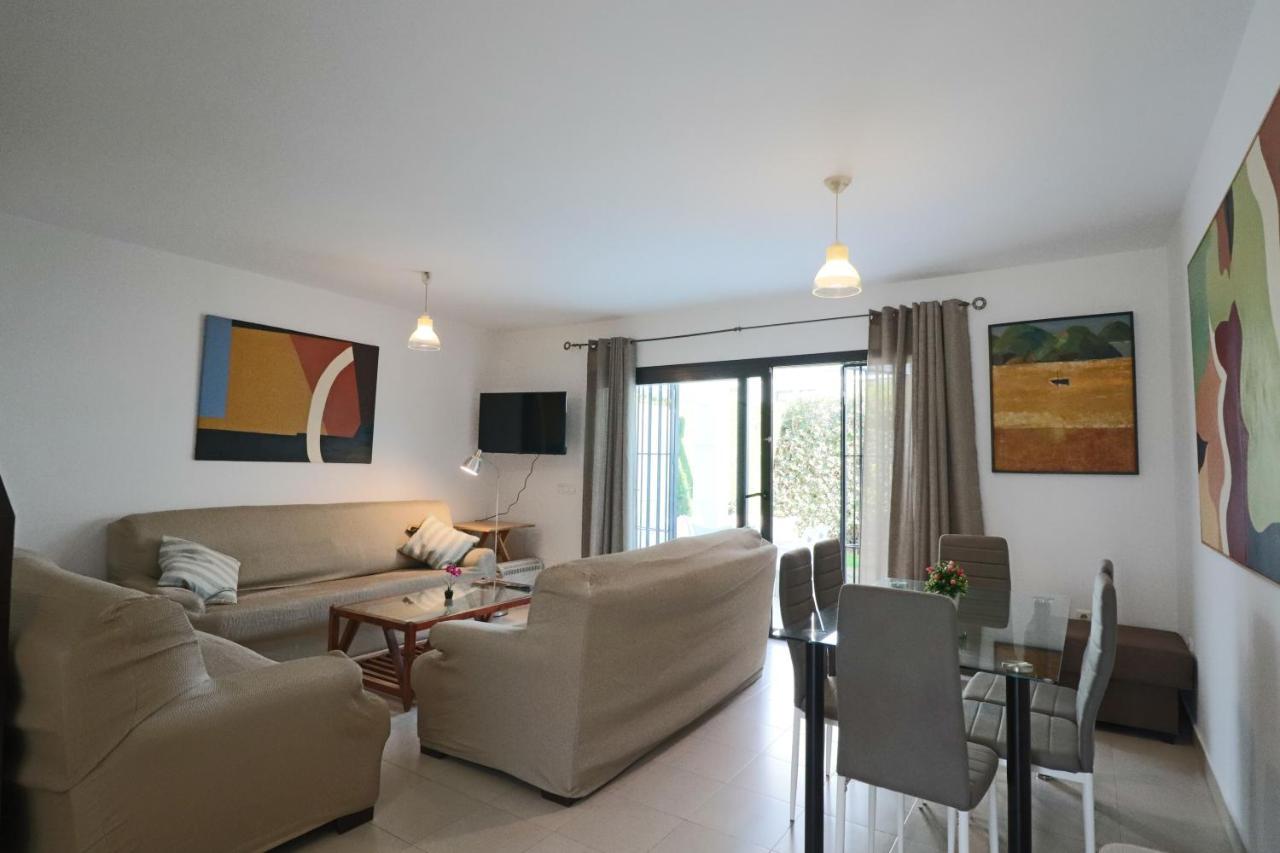 Exclusivo Adosado En Punta Coral Apartment *