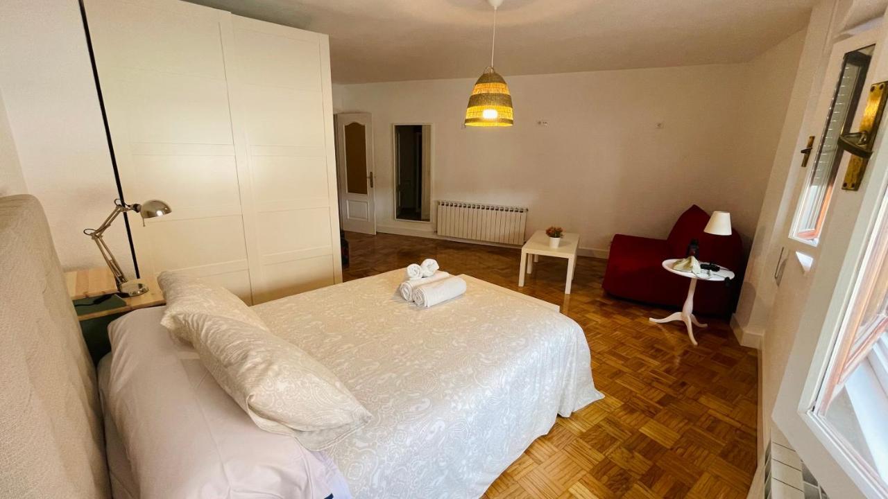 Horreo -san Pelayo- Apartment