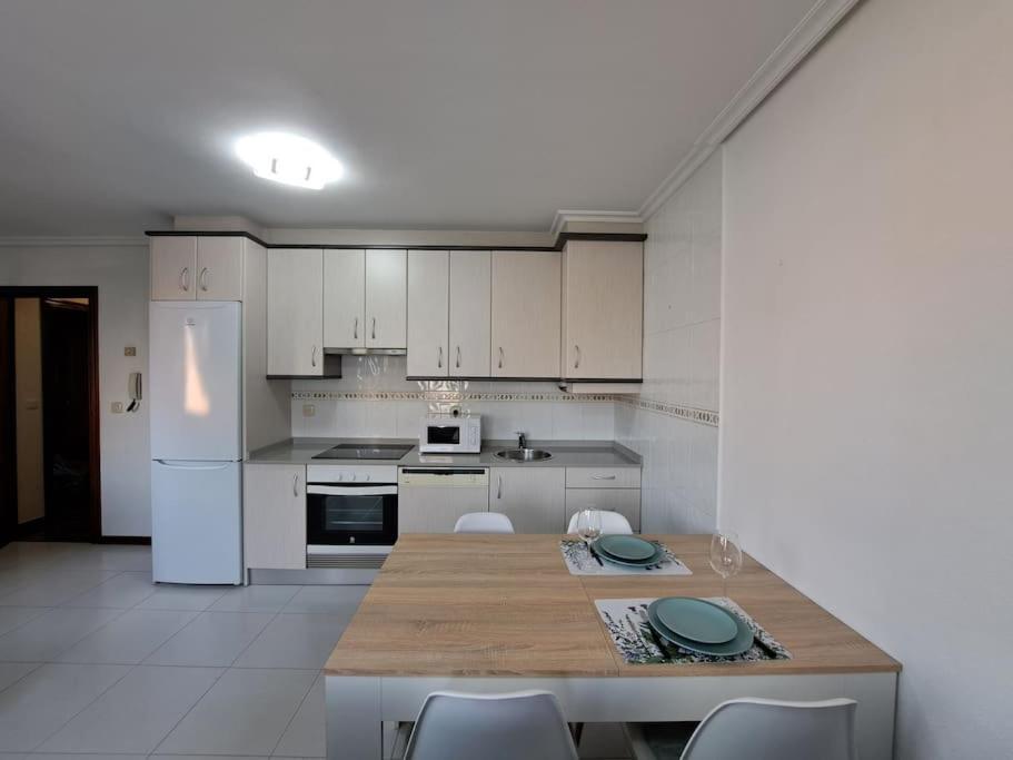 Baiona, Primera Linea De Playa Ladeira, Terraza. Apartment Baiona