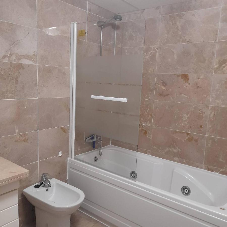 Apartment 2 Bed Ground Floor In Prestige Golf Complex *