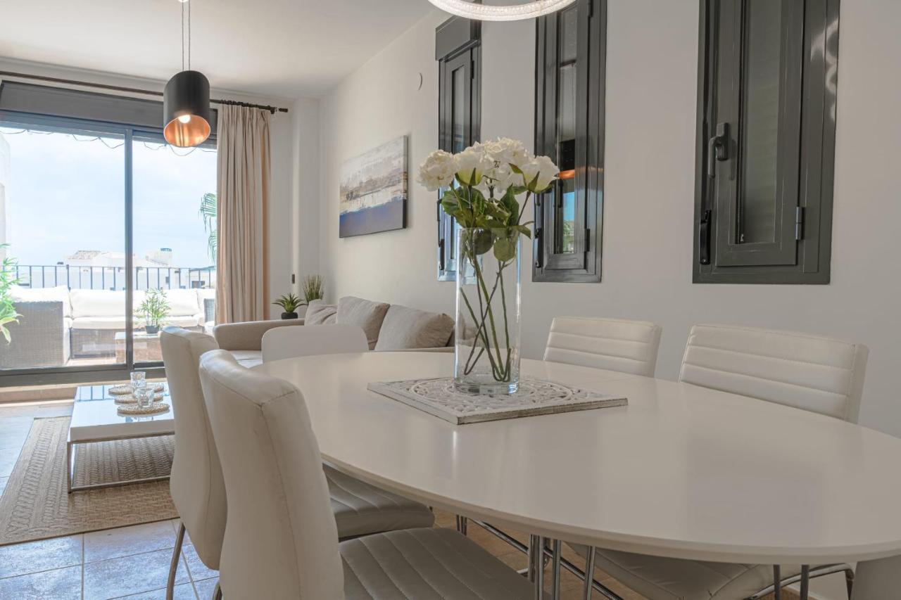 Beautiful Two Bedroom In Alamar Apartment La Cala De Mijas