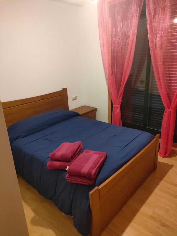 David Corzo Apartment Nogueira De Ramuin