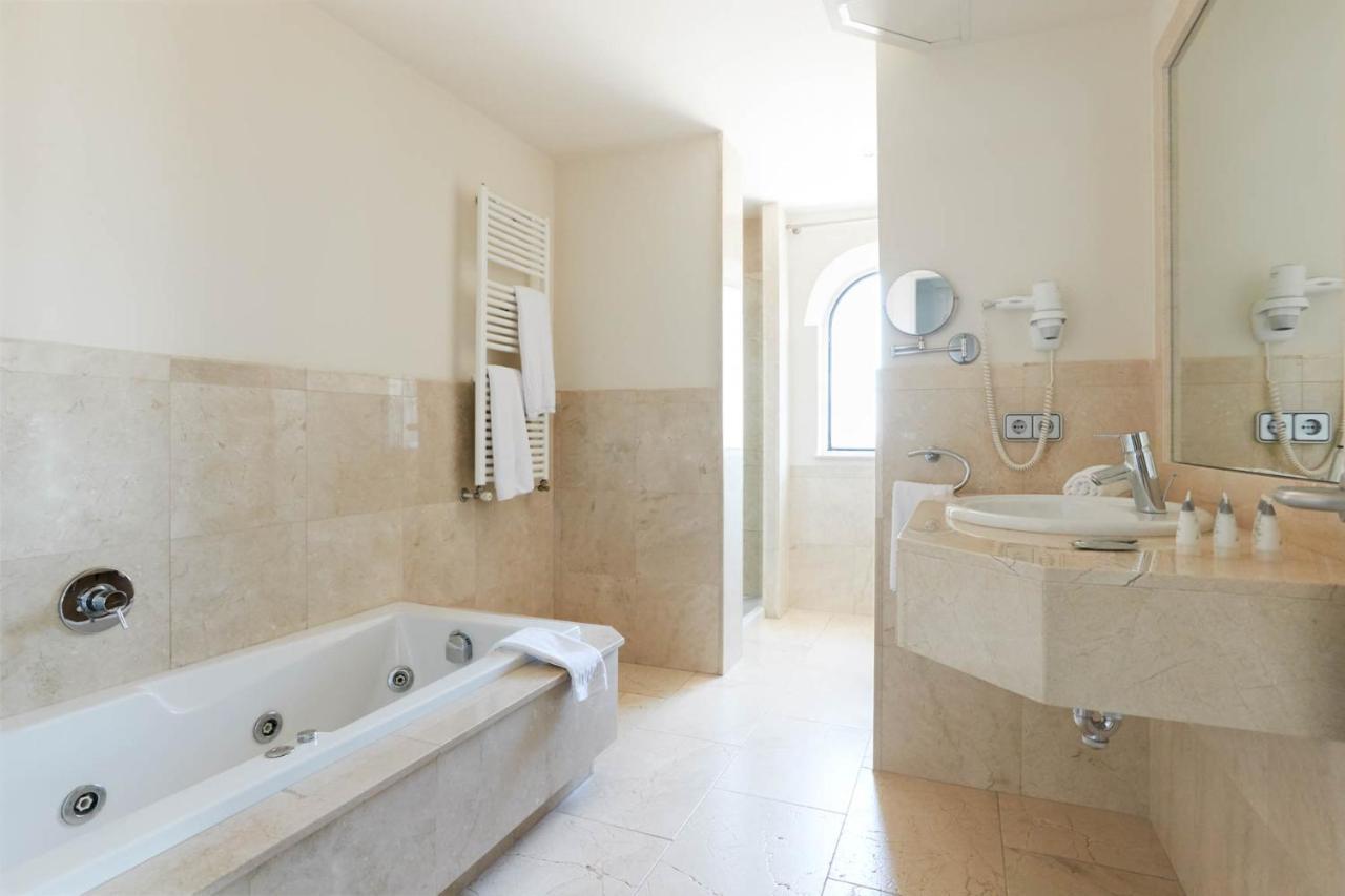 Hotel Gran 4*