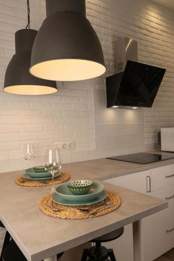 Apartamento Apartsuite B&r Triana Arellano *