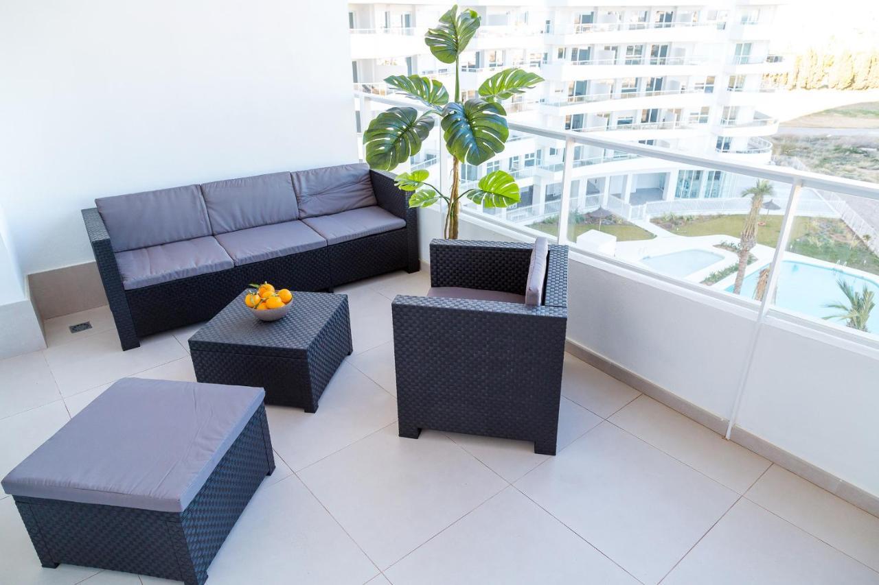 Global Properties, 5 Personas Con Terraza