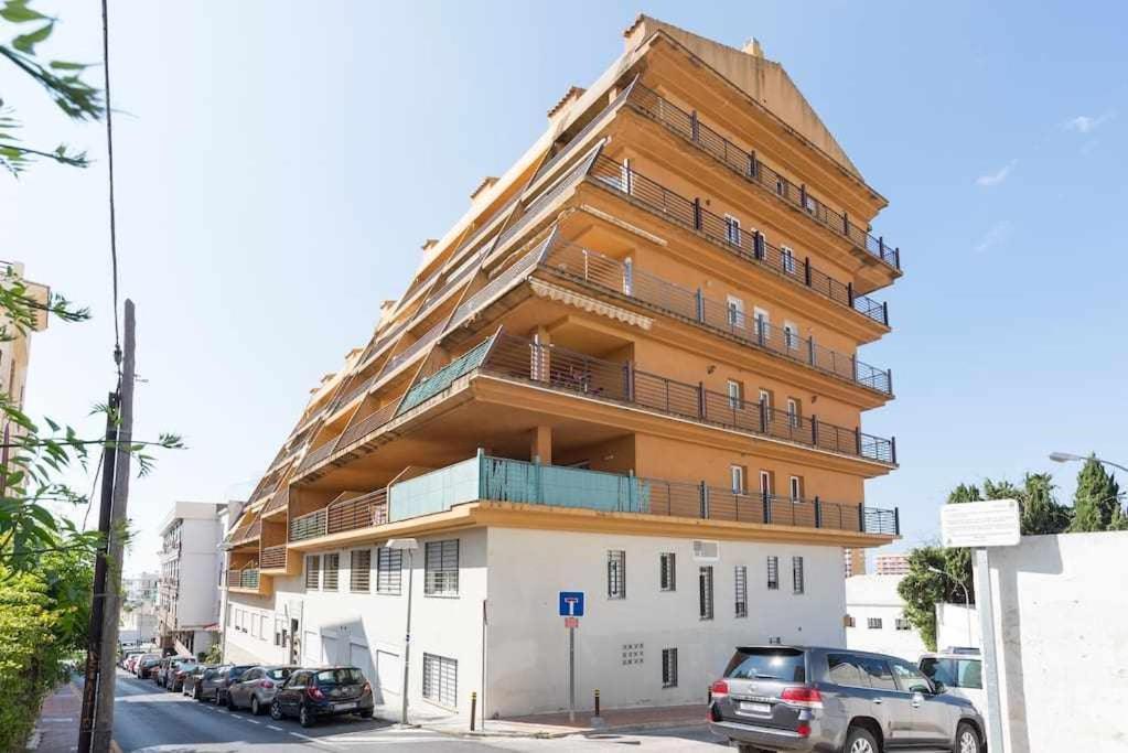 Luna Duplex Junto A Puerto Marina Con Garaje Apartamento Benalmádena