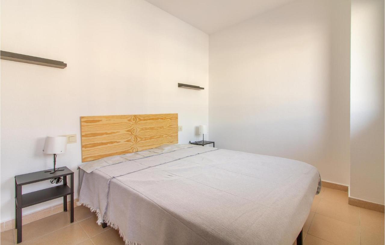 Pet Friendly In With Kitchenette *