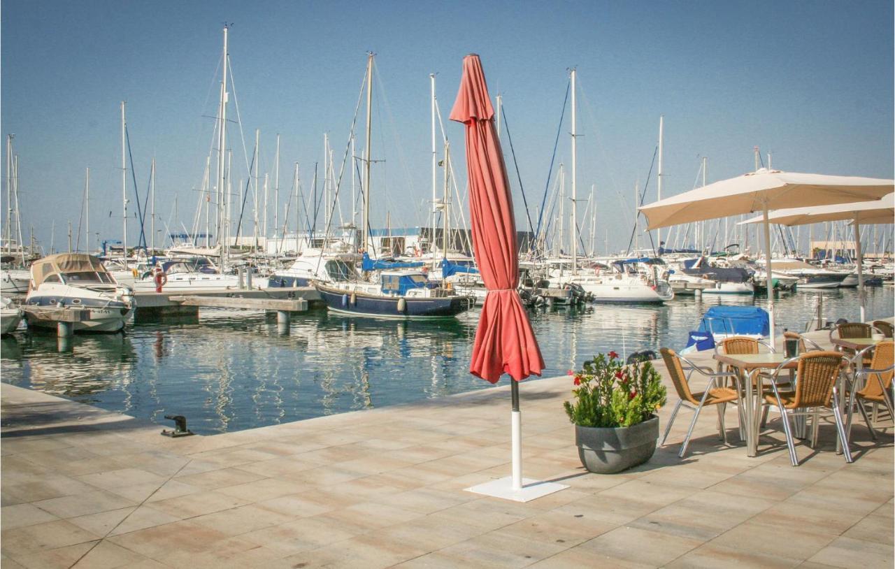 Pet Friendly In With Kitchenette Holiday home Santa Pola