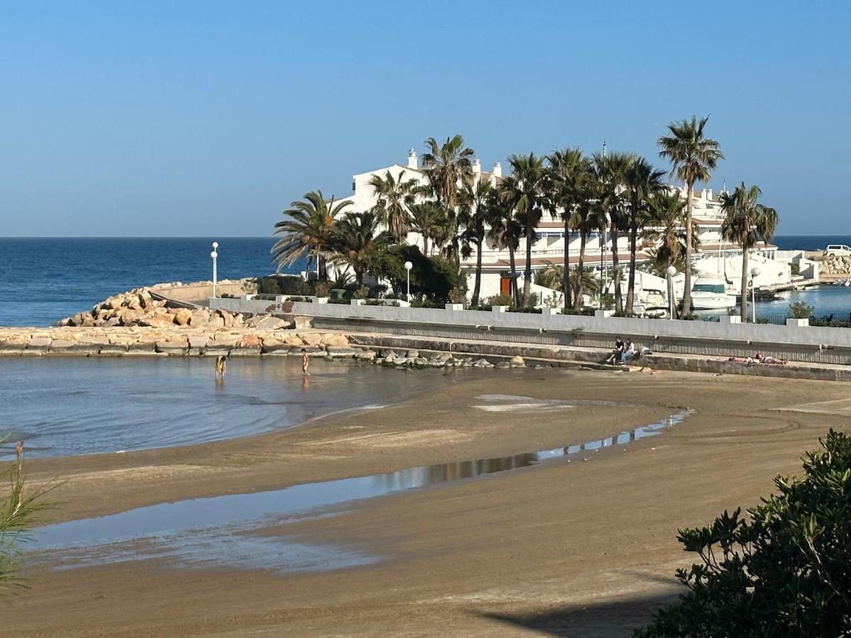 Apartmentos Eurohostal 1linea De Playa Fuentes *