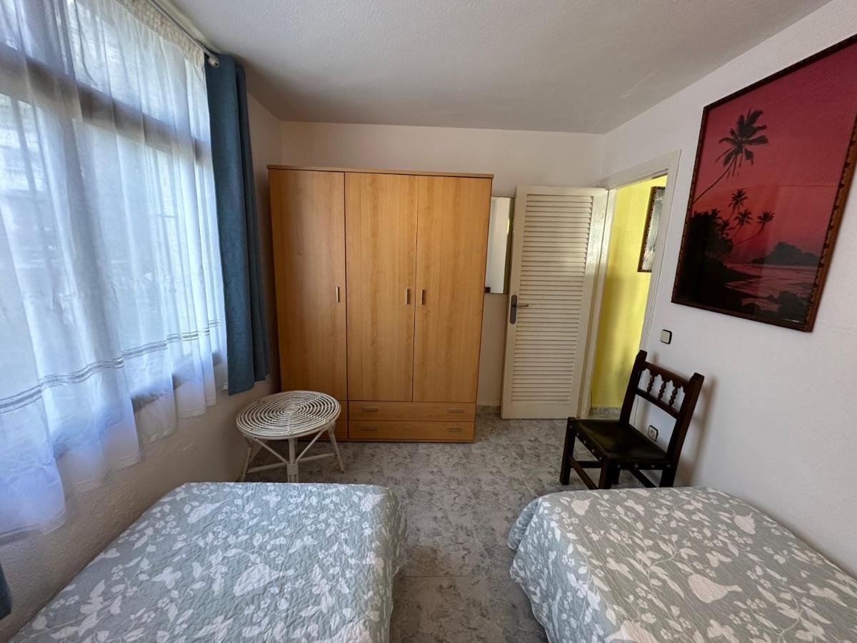 Apartmentos Eurohostal 1linea De Playa Fuentes