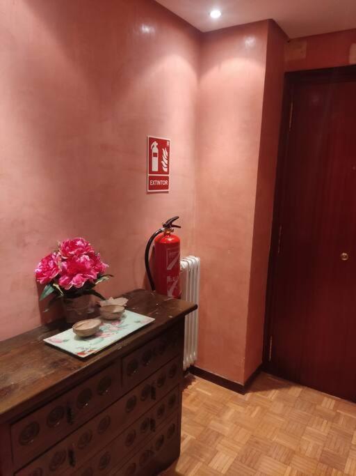 Apartamento La Rocha, Con Garaje Cerca Del Centro, *