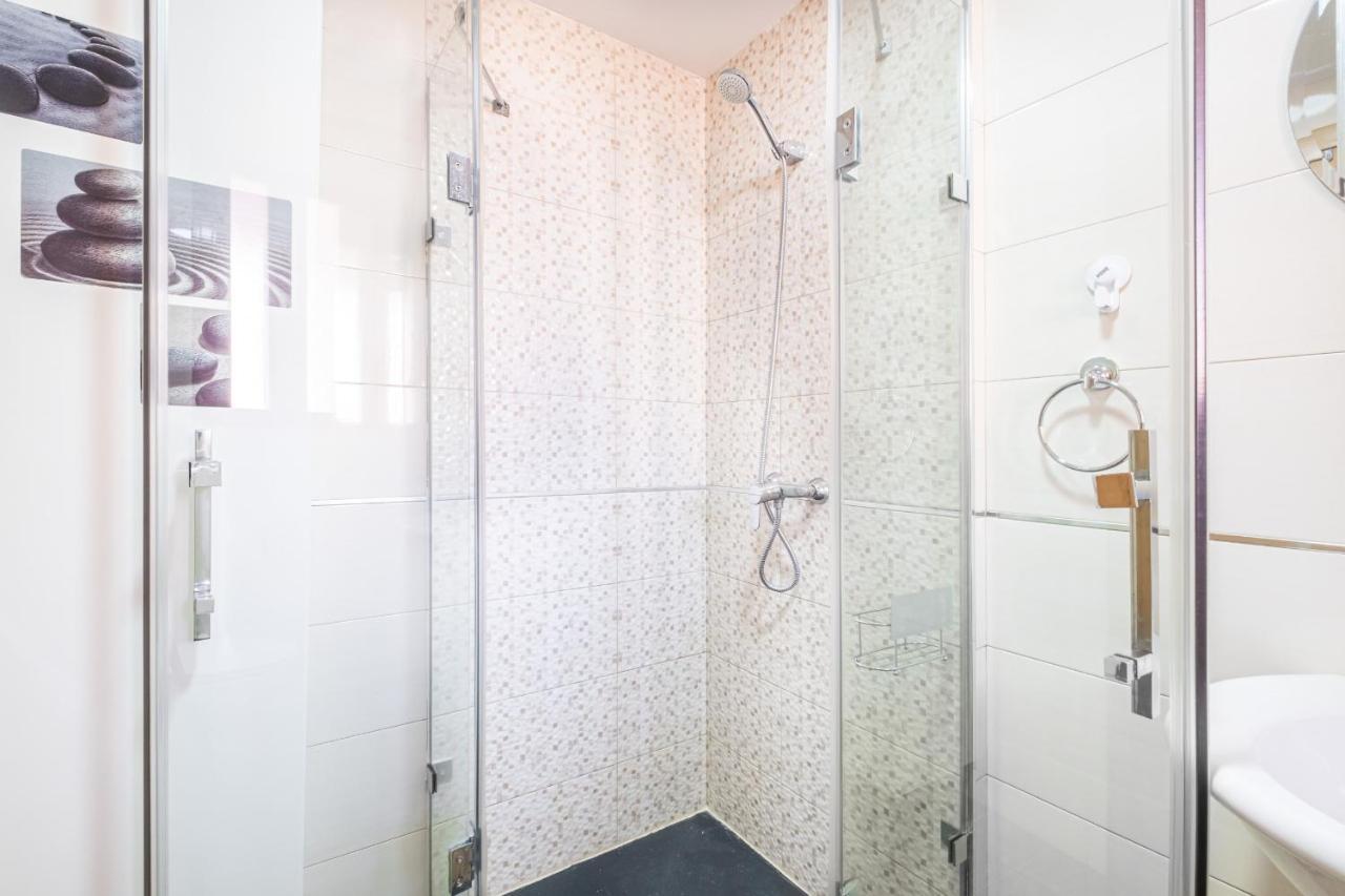 Loix Mar 2-f Levante Apartment *