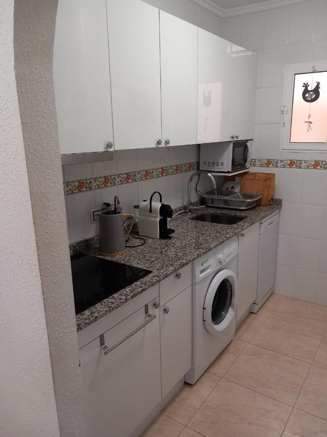 Apartamento Amazing 2-bedrooms With Pool Center Torrevieja