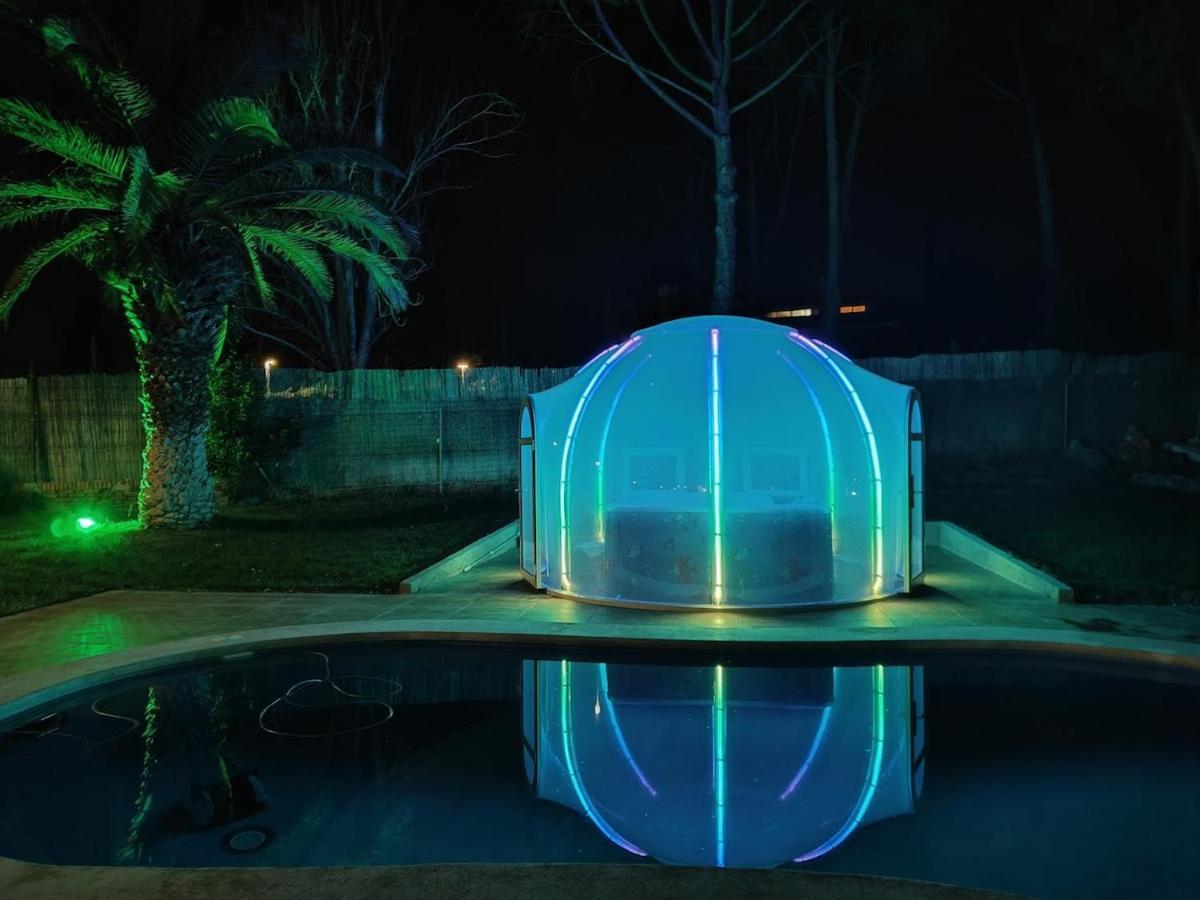 Casa De Sol, Piscina Y Jacuzzi En De Madrid *
