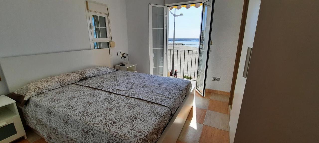 Apartamento Pos, Pesquero En Primera Linea