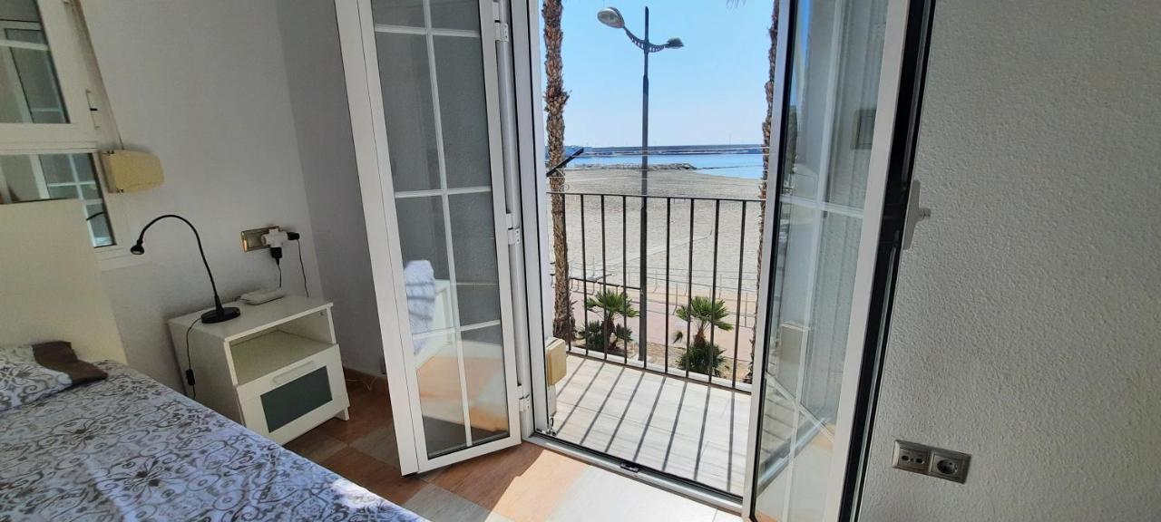 Apartamento Pos, Pesquero En Primera Linea *