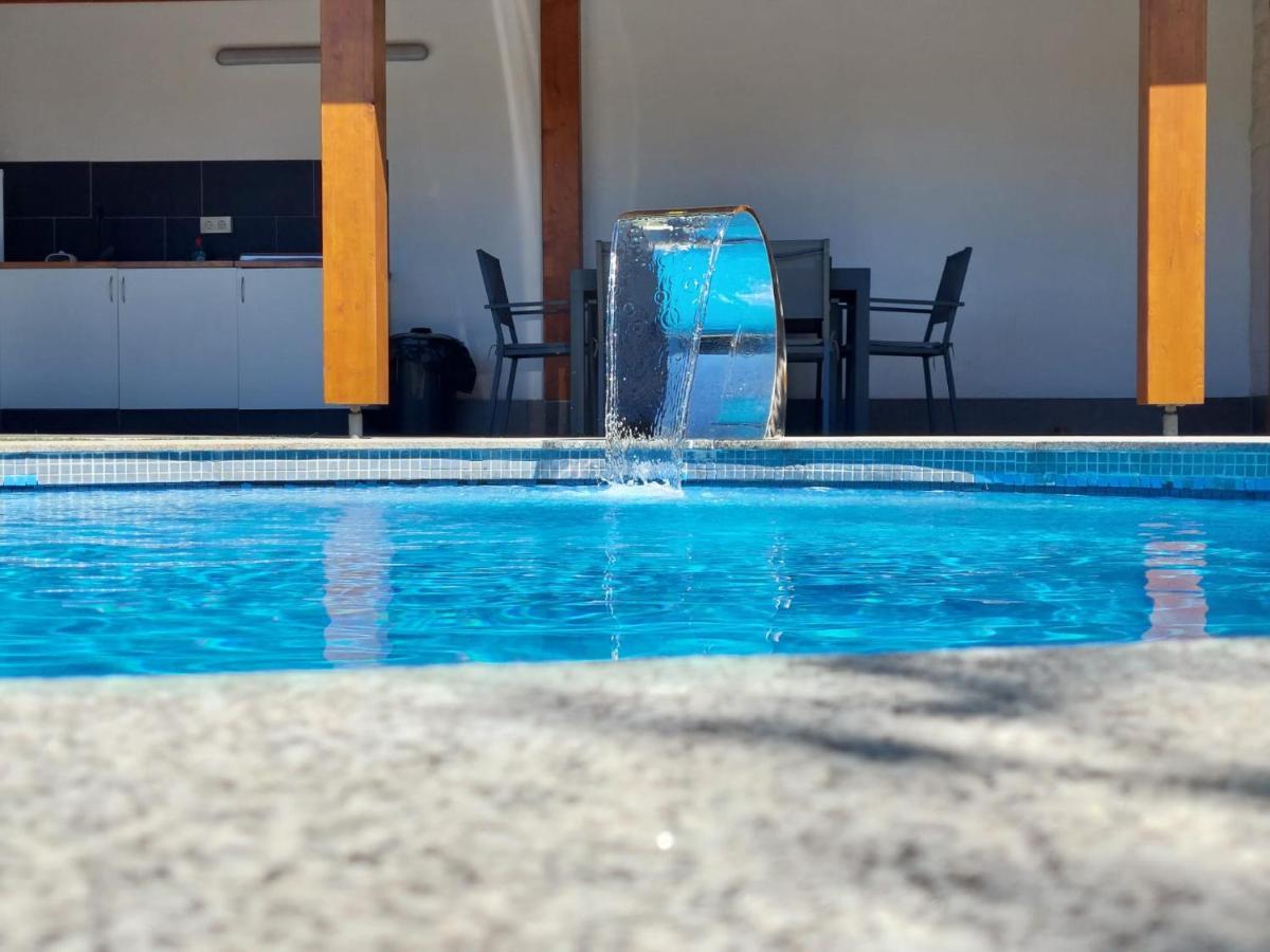 Casa Con Piscina Y Barbacoa