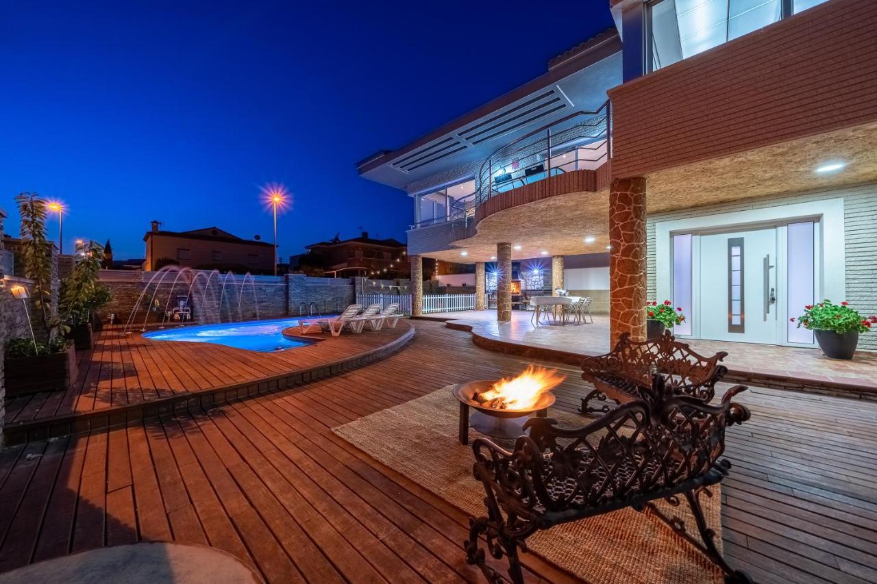 Luxury Rock Tirri Reus