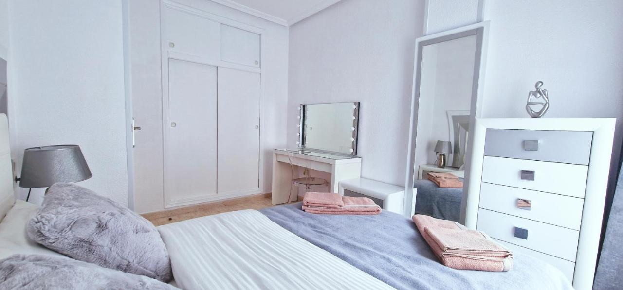 Apartment Apartamento Calle Gases Torrevieja