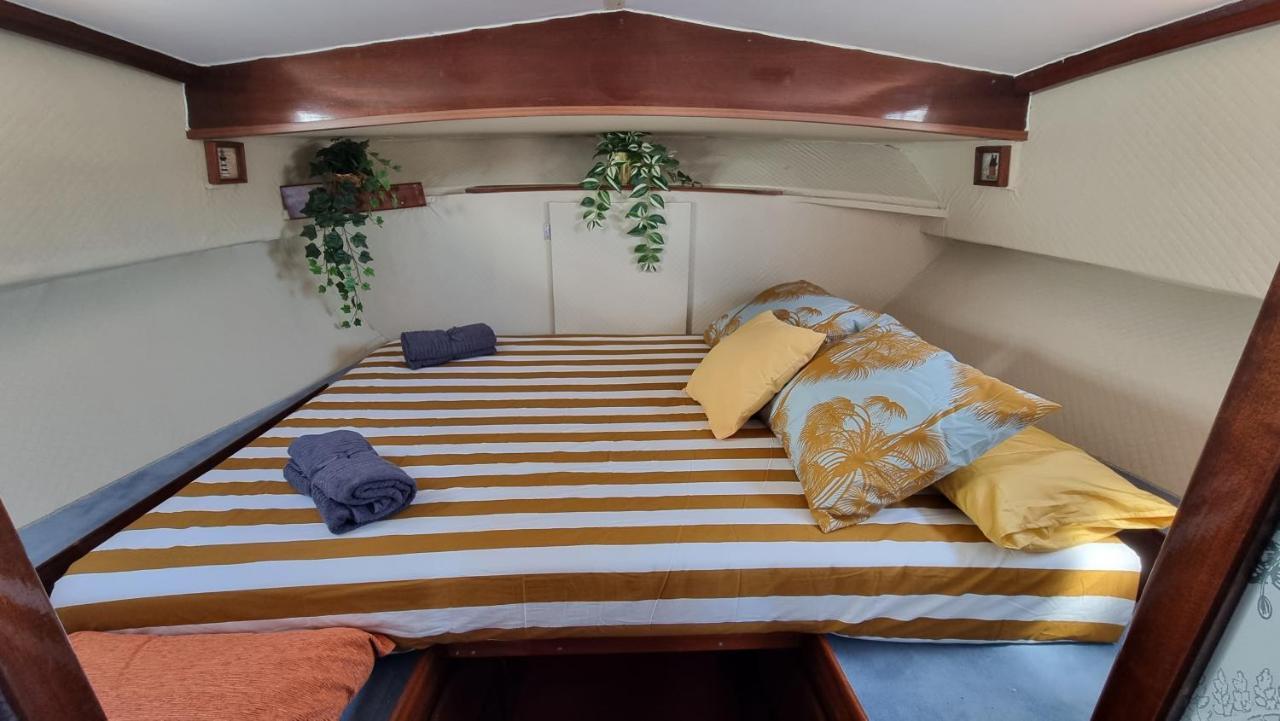 Hotel en barco Charming Boat House In Barcelona With Big Terrace And Solarium Sant Adrià de Besòs