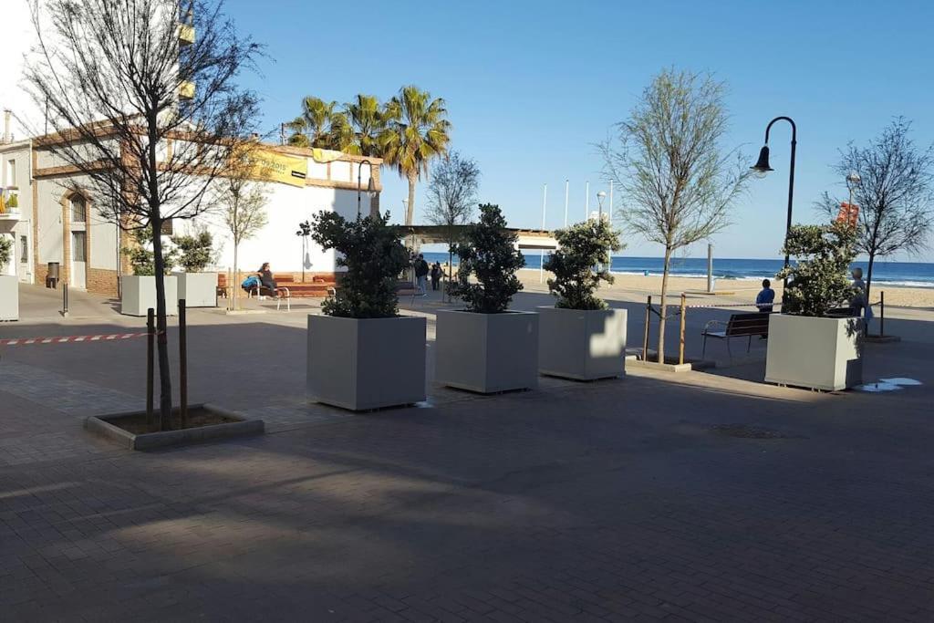 Increible Casa Frente Al Mar , Planta Baja Apartamento Torredembarra