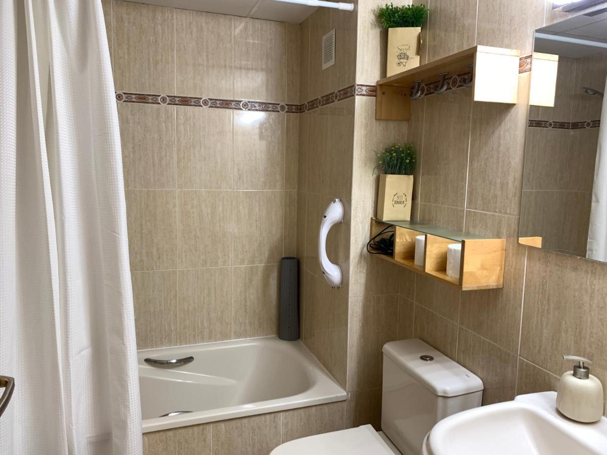 Acogedor Con Piscina En Vilafortuny, Apartamento *