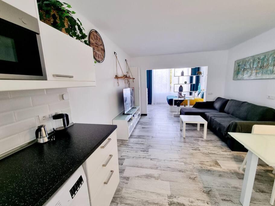 Smeraldo 11 Playa Roca Apartment