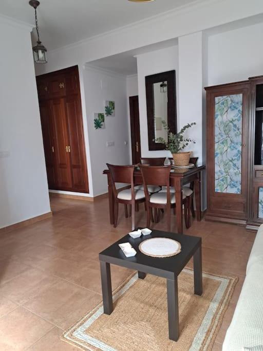 Casa Pastora, La Casa Familiar