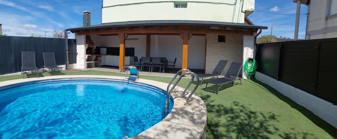 Casa Con Piscina Y Barbacoa