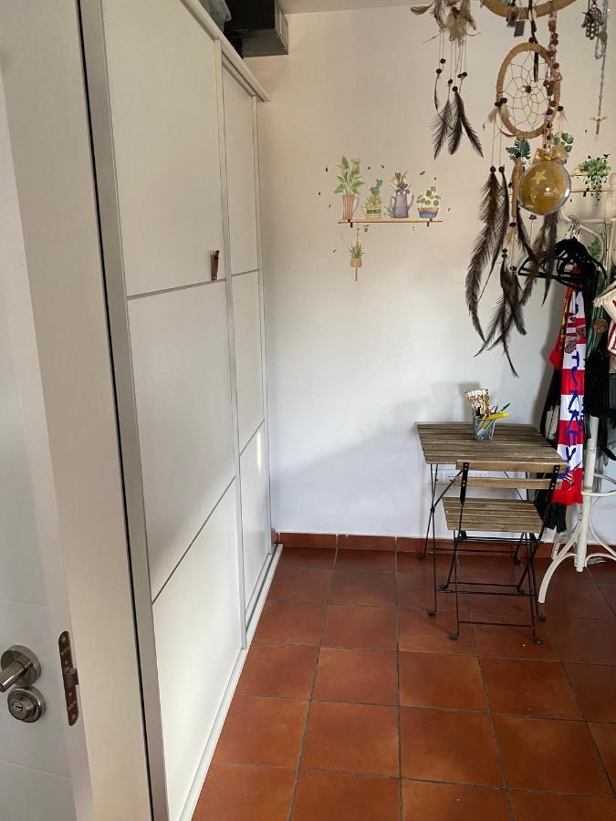 Apartamento Luminosa En Piso Compartido