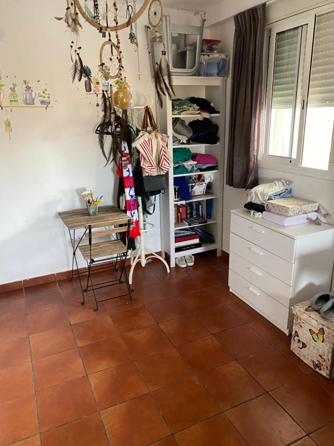 Luminosa En Piso Compartido Apartamento Mairena del Aljarafe