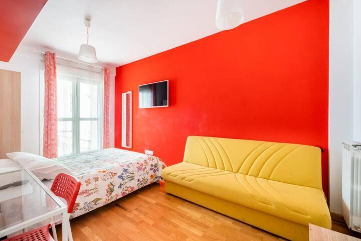 Apartment Especial Grupos A 3 Paradas Del Metro Atocha *