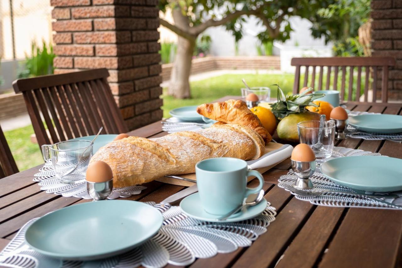 Apartment Olivos Heated Pool