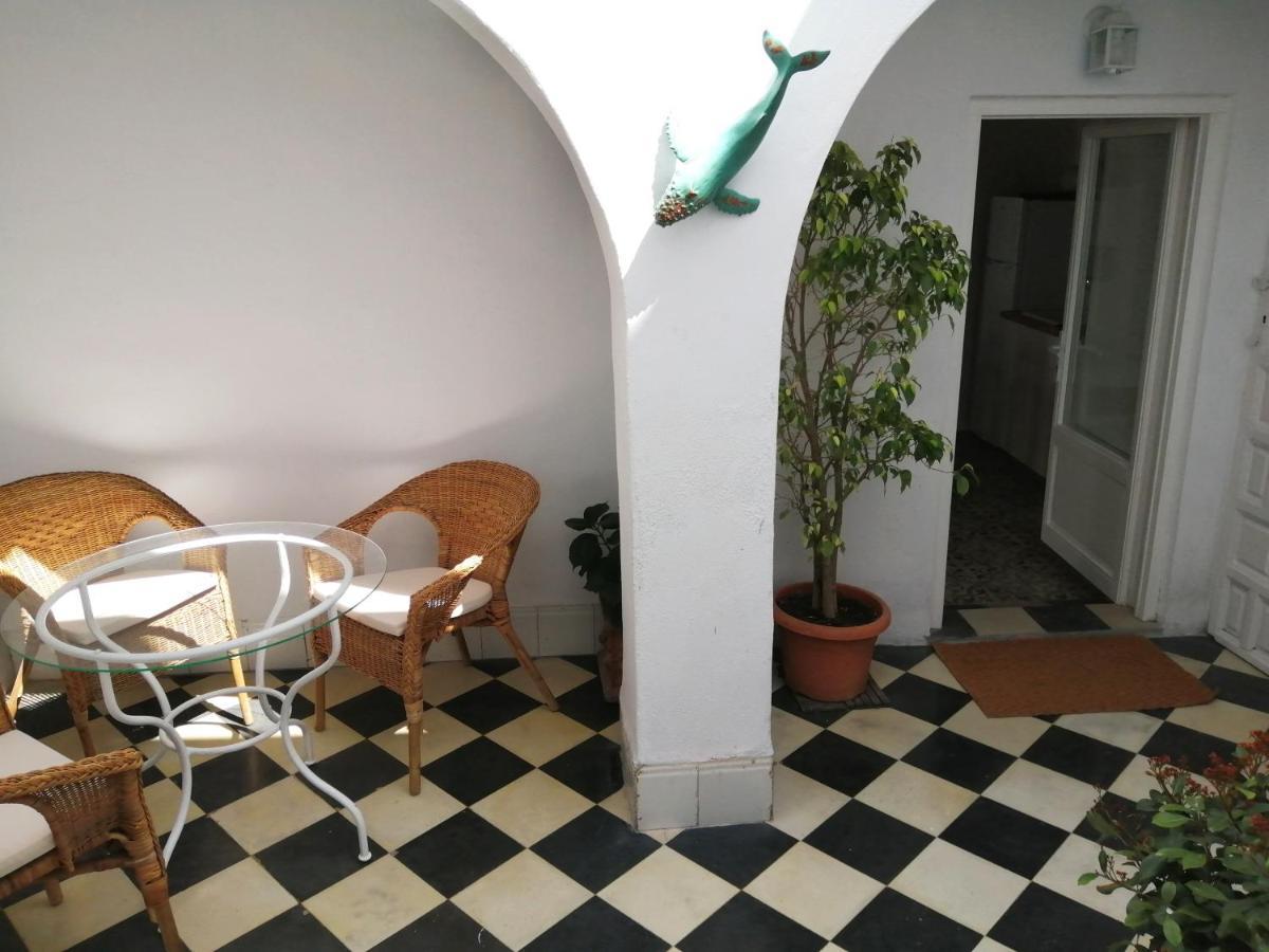 El Patio De La Ballena Apartment *