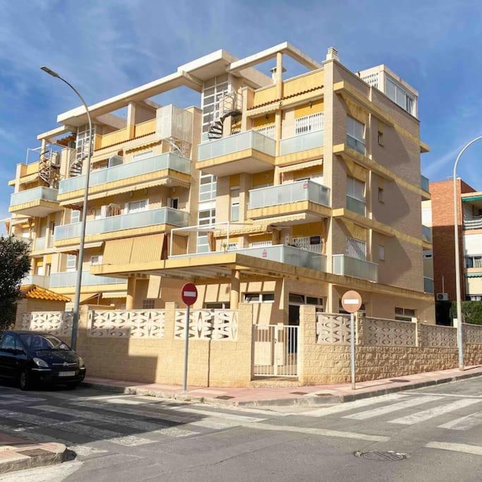 Apartment Modern Flat Close To *