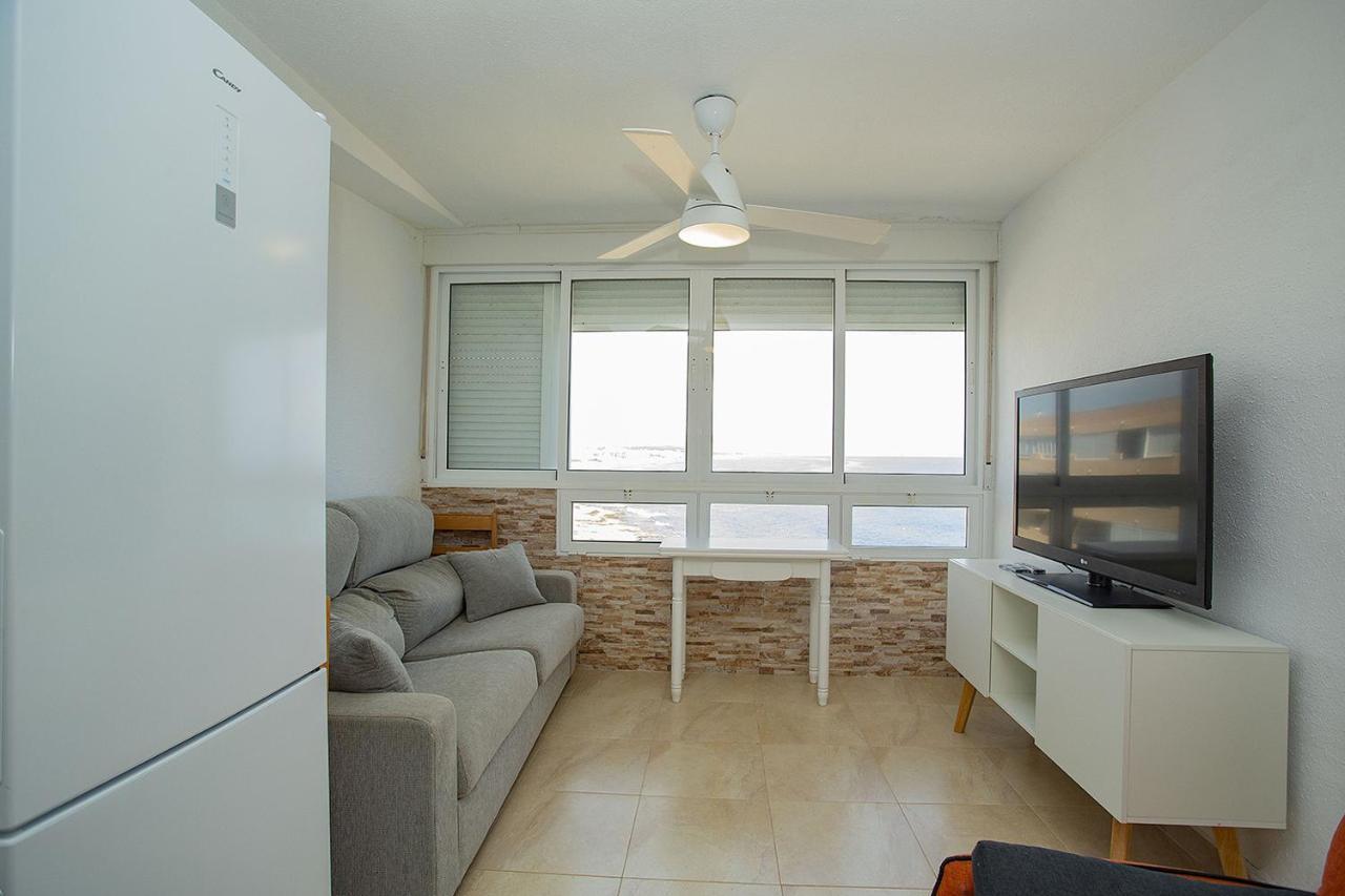037 Blue Laguna - Alicante *