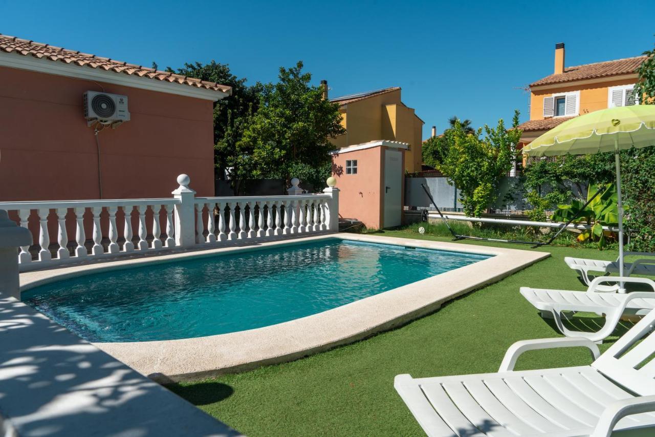 La Perla De Oasis Liria