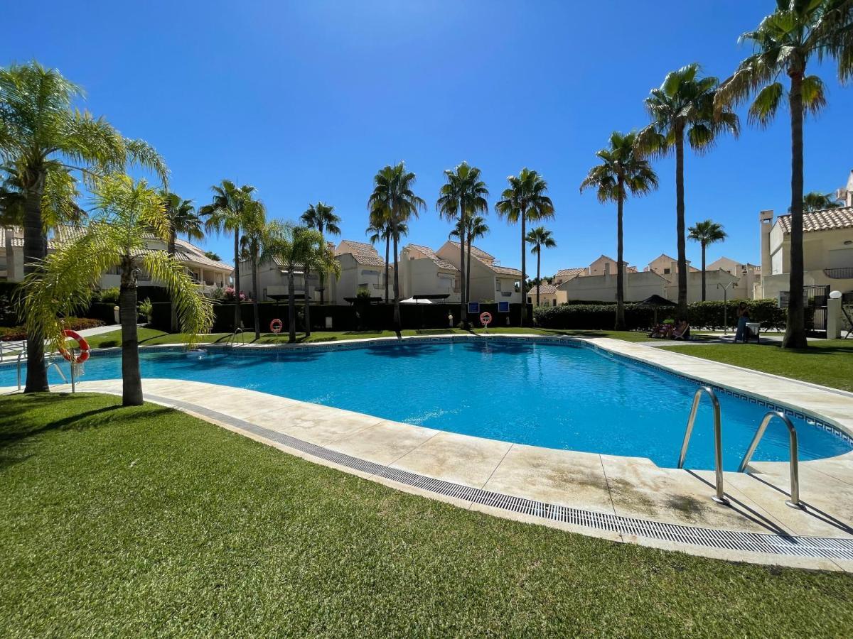 El Arenal Townhouse By The With Swimming Pool - Eaw Homes Holiday home Marbella