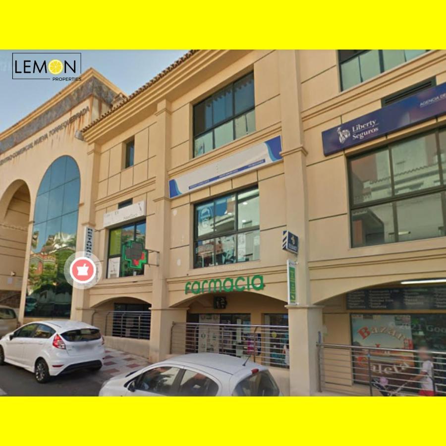 Lemon Torrequebrada Apartamento *