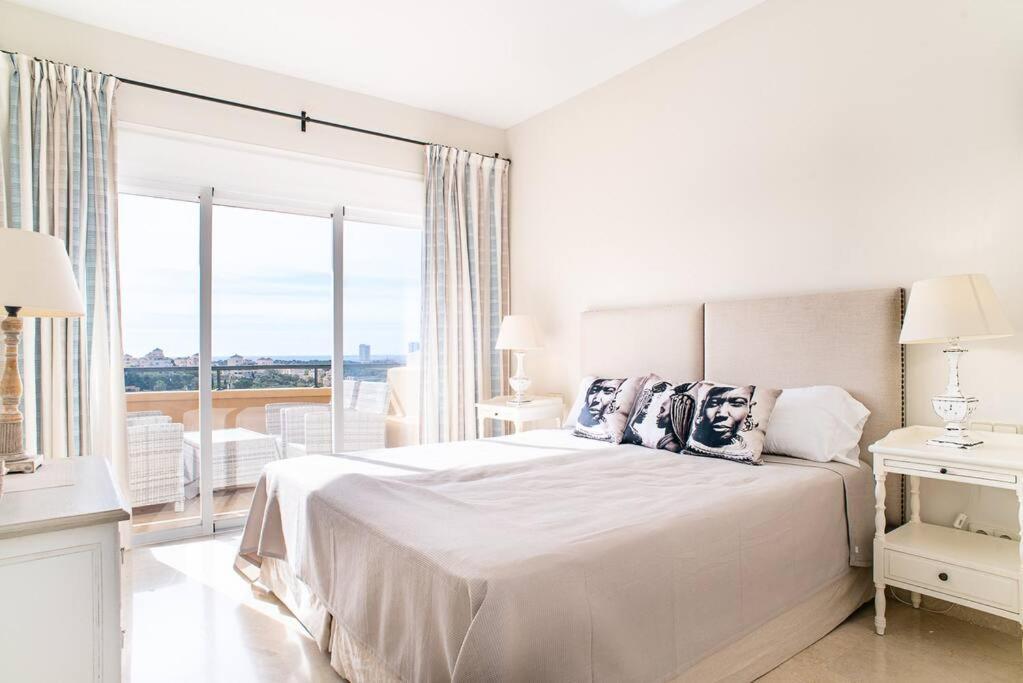 Apartment Great View In Elviria