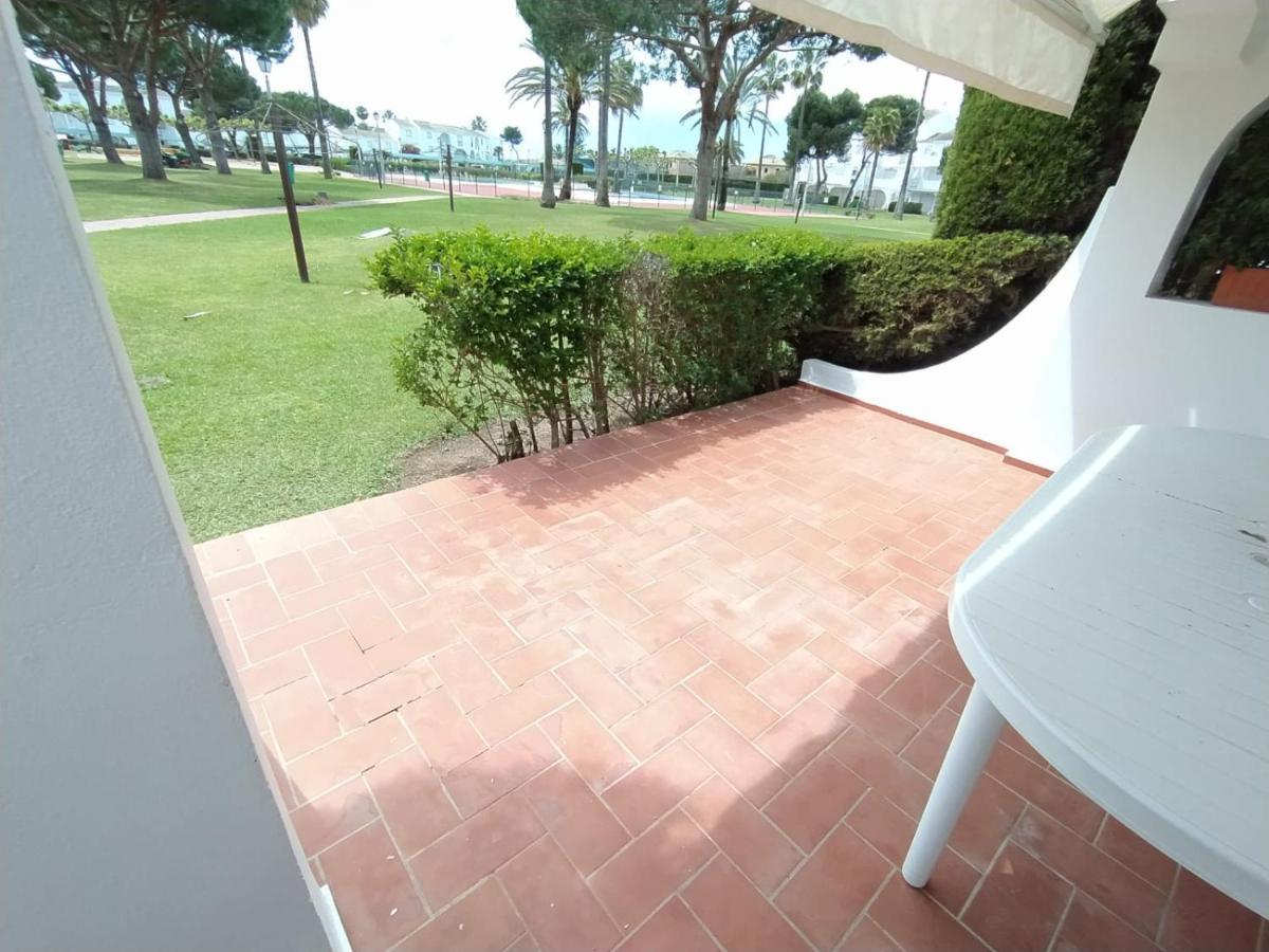 Apto. Doble Planta Baja Con Acceso A La Piscina Apartamento *