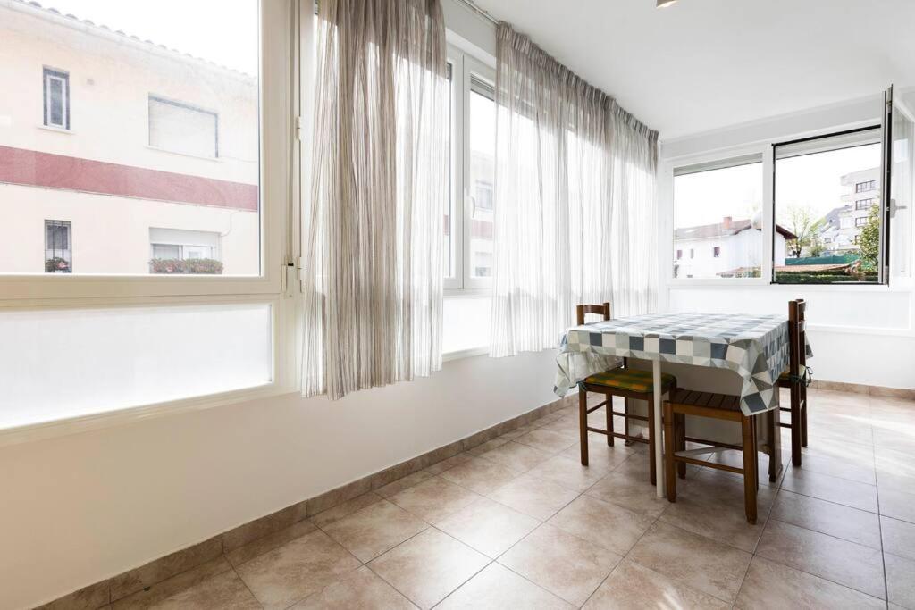 Zurubi-gain. Basquenjoy Apartment *