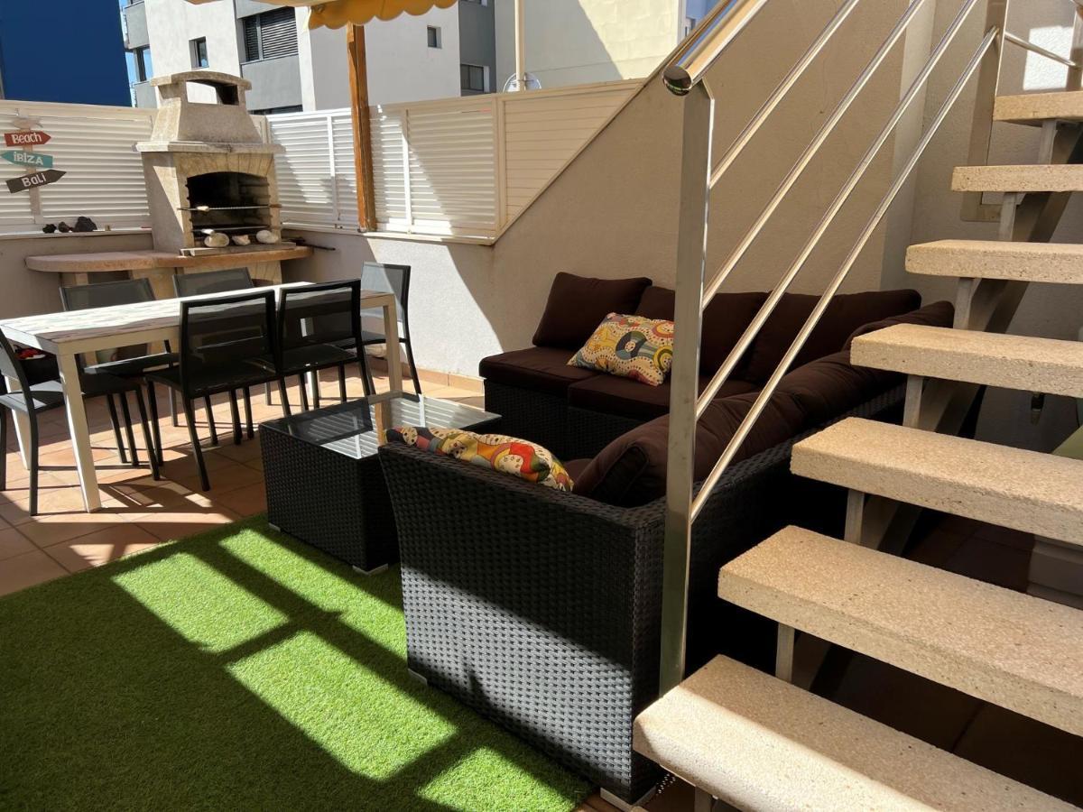 Cozy House With Pool & Bbq Сasa de vacaciones *