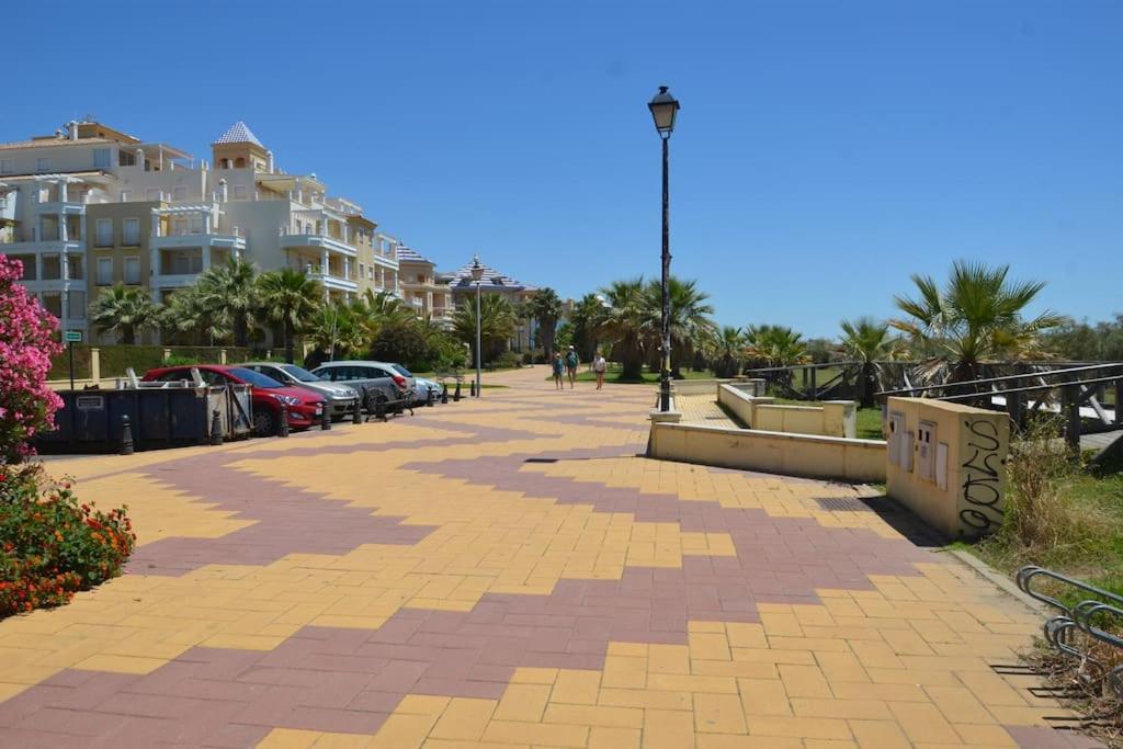 Luxury In Marina De Isla Canela- Front Apartment *