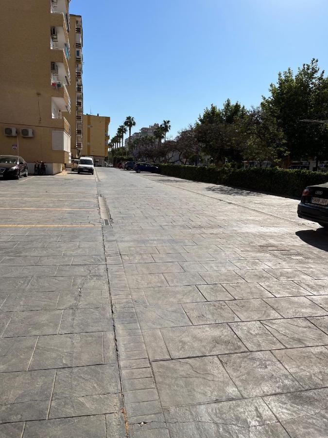 Apartamento Piso Con Piscina Primera Linea De Playa Torre Del Mar