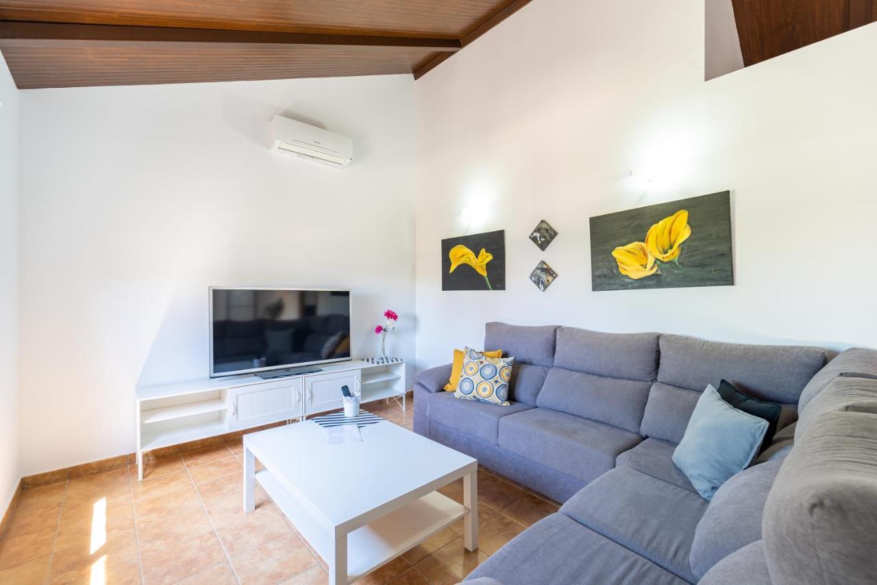 Holiday home Jibazahora Piscis