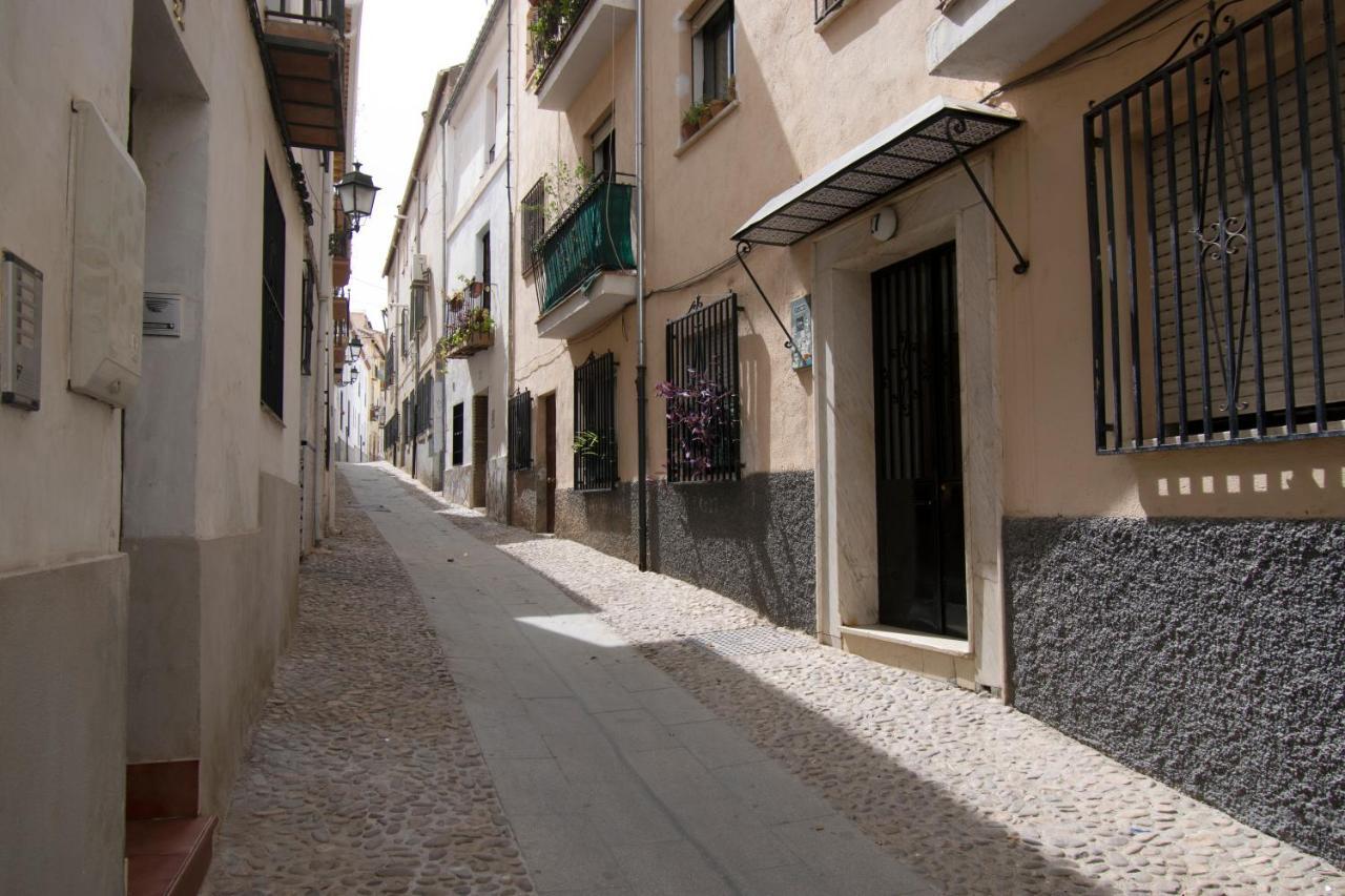 Con Bano Privado En Casa De 3 En El Barrio Mas Historico Homestay