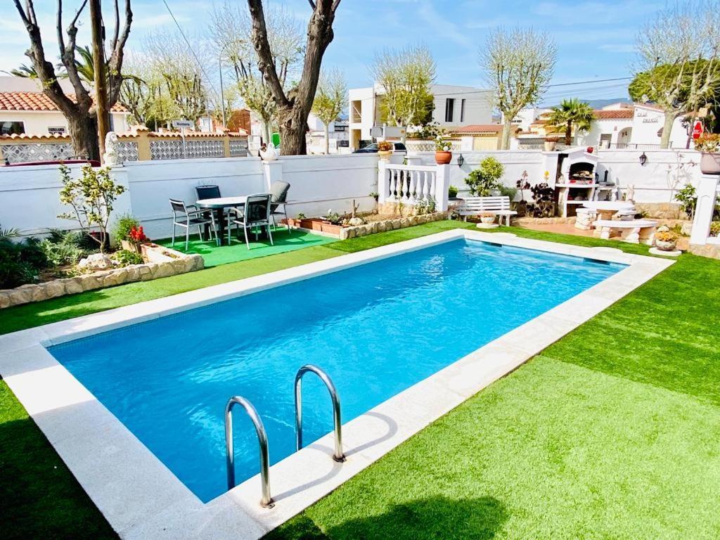 Holiday home Britholydays Empuriabrava